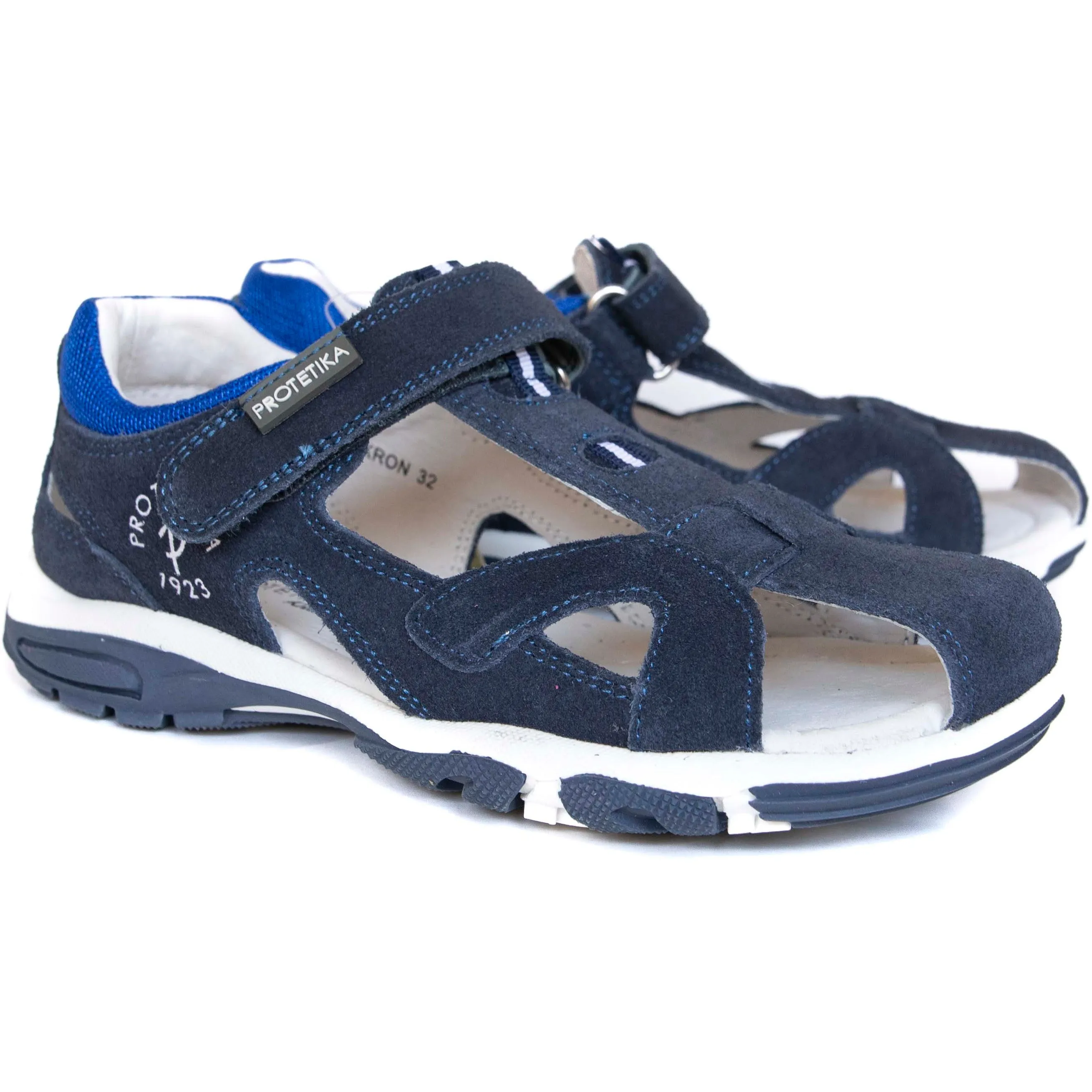 AKRON older boys arch support sandals