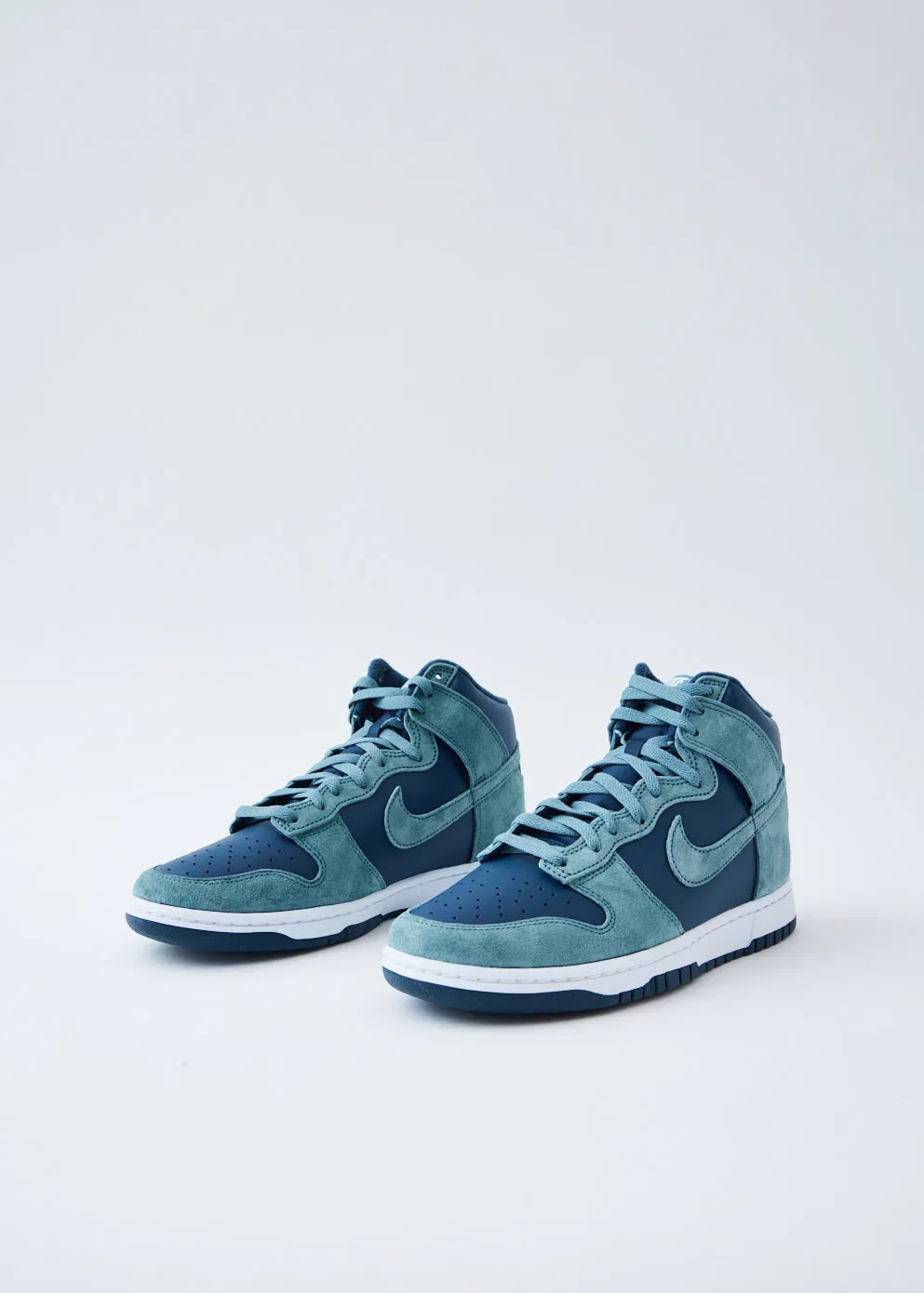 Dunk High Retro Premium 'Teal Suede' Sneakers