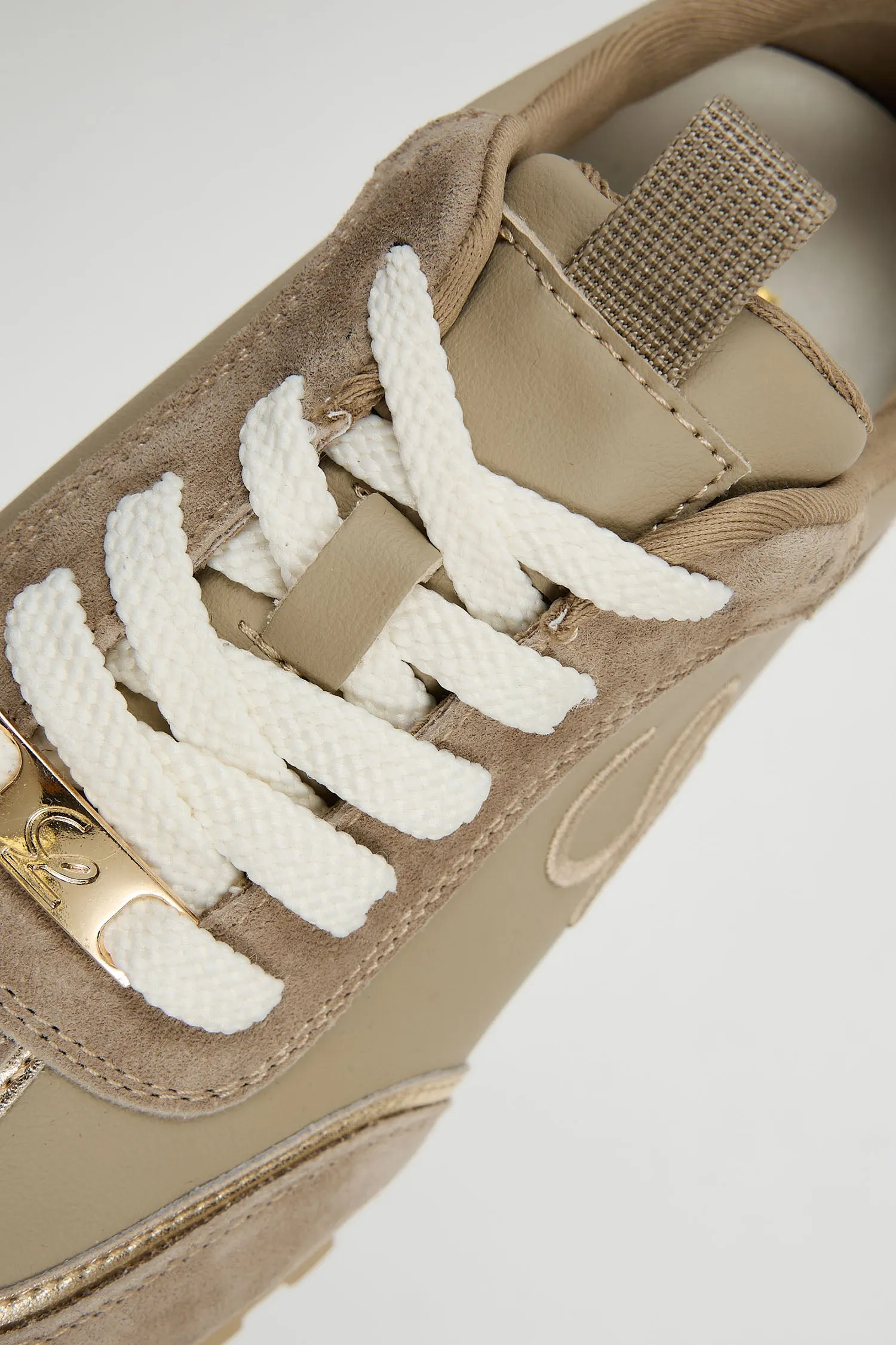 Lucania Beige