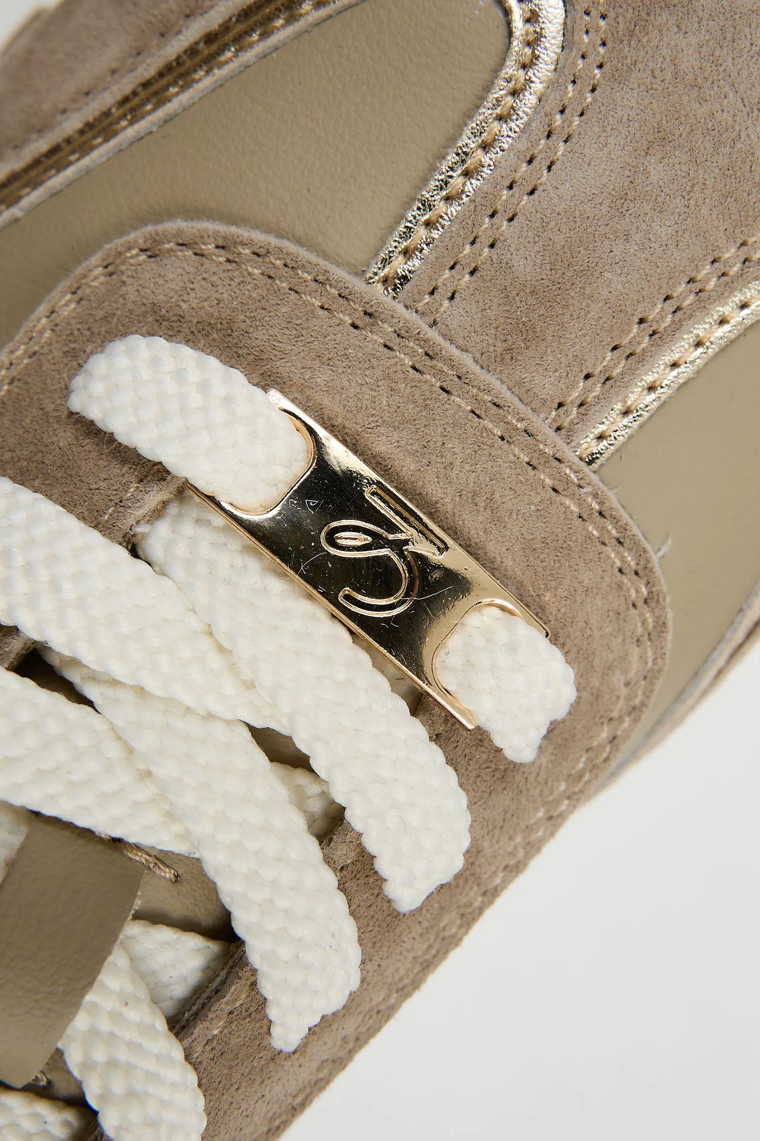 Lucania Beige