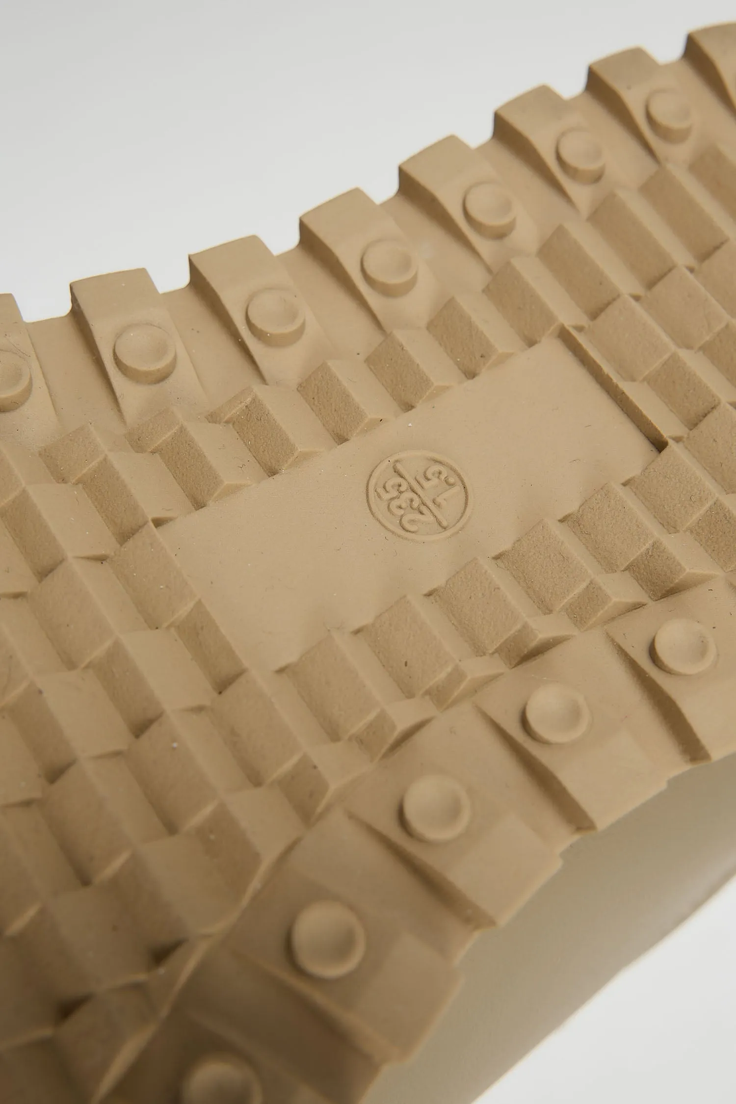 Lucania Beige
