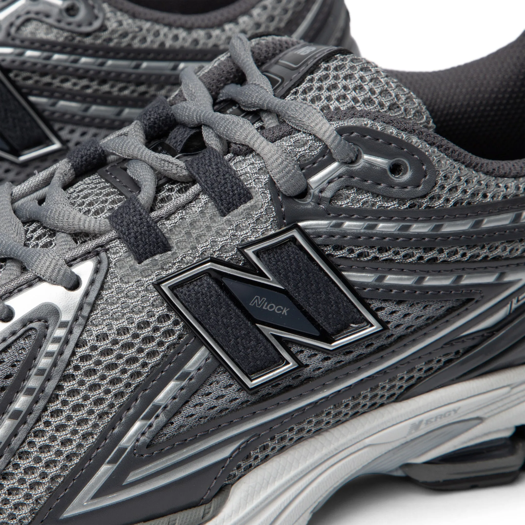 New Balance M1906RJS Shadow Grey / Magnet - Black