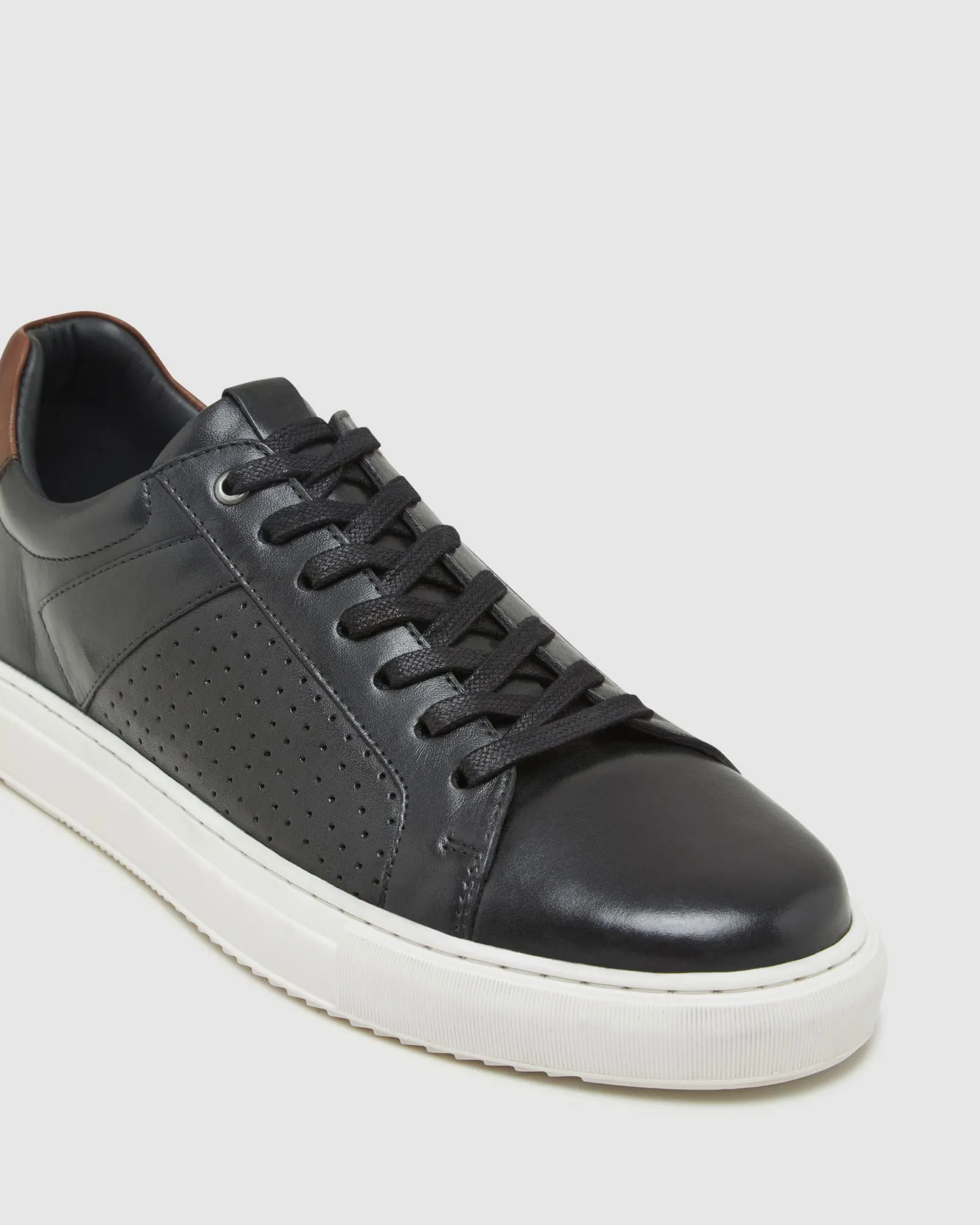 Niall Leather Sneaker