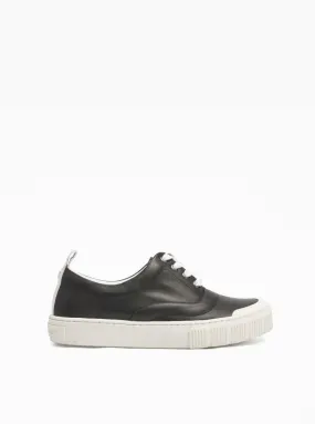Ollie Leather Sneakers - Black