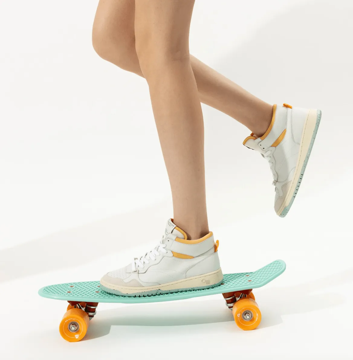 Oncept Philly Sneakers in White Cloud Multi