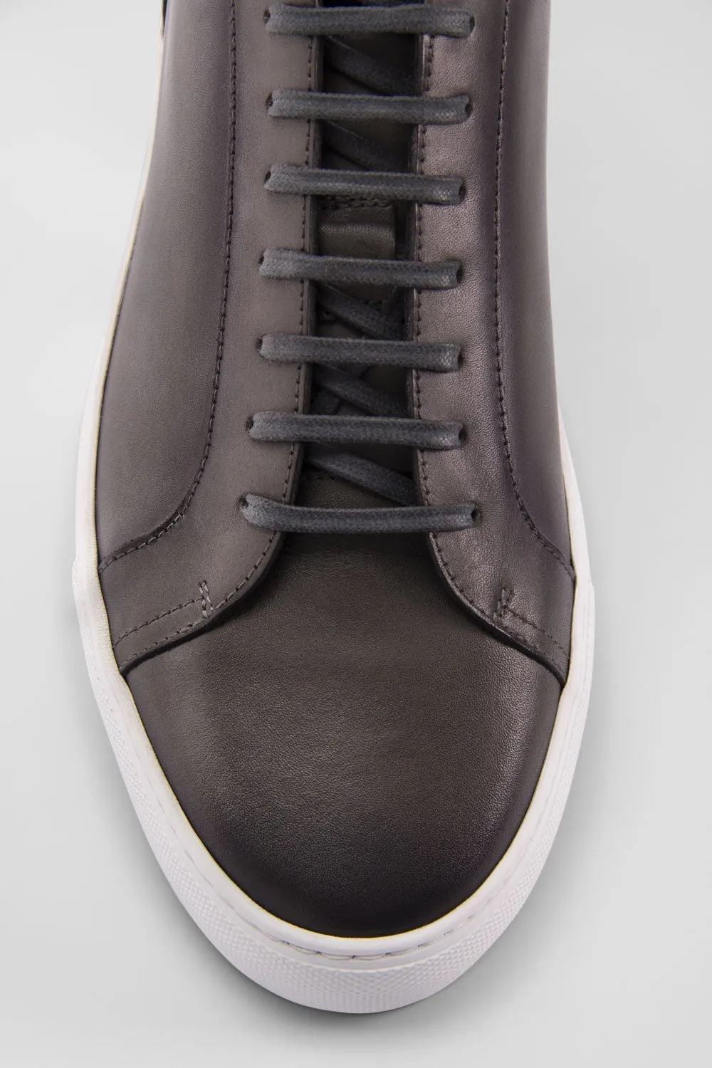 SOHO aluminium-grey patina sneakers.